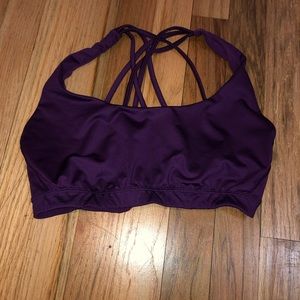 Victoria Sport Strappy Sports Bra